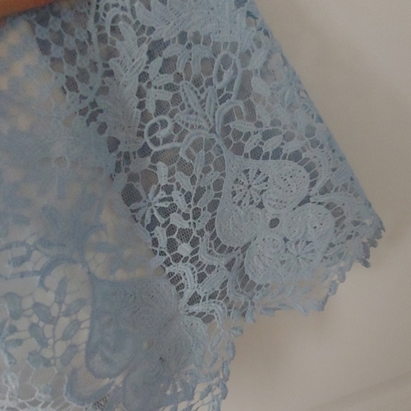 Chi Chi London Aspen Lace Dress - Picture 2 of 4